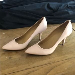 Micheal Kors Pumps